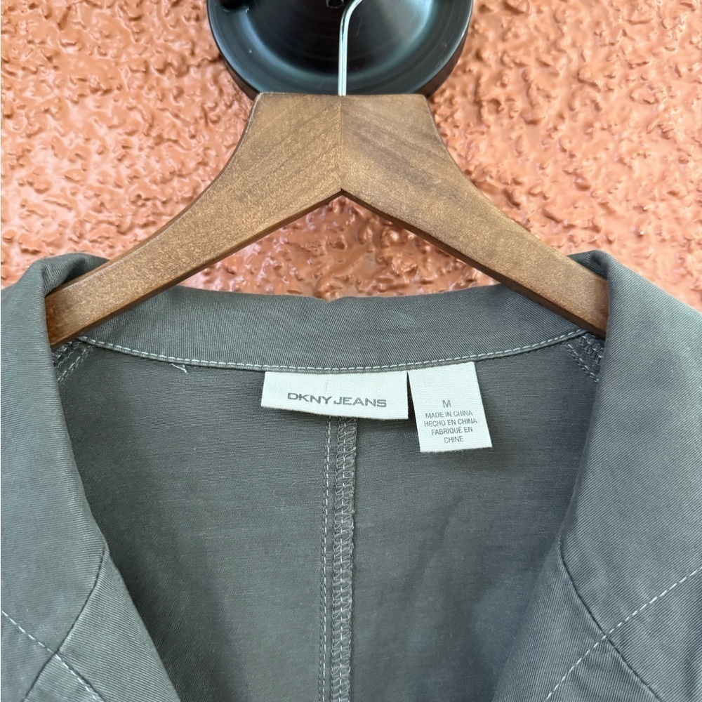 DKNY Womens Cargo Khaki Trench Jacket Longsleeve Utility Button Coat Size Medium - Picture 5 of 5